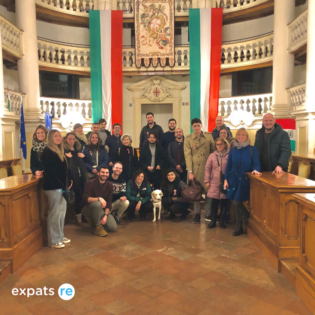 Expats RE community visiting the Sala del Tricolore in Reggio Emilia’s Municipality